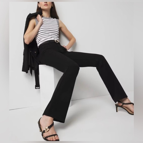WHBM..High-Rise Skinny Flare Jeans.
SIZE: 4P
COLOR:BLACK - Picture 1 of 15